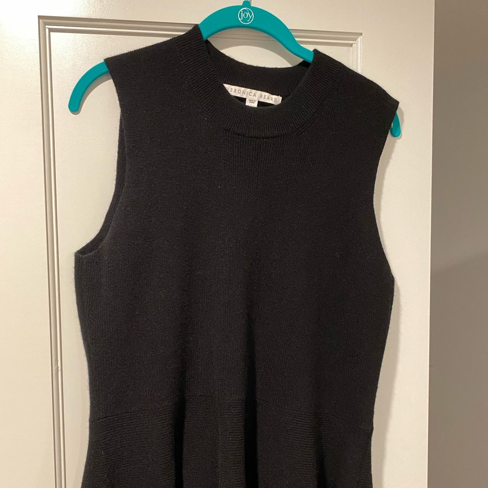 Black slight flow out tank